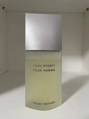 Perfume Eau de Toilette L?eau D?Issey pour homme Shiseido ISSEY MIYAKE 200ml