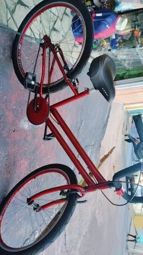Bicicleta vermelha aro 26 caiçara