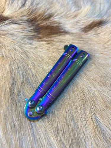 Butterfly Knife Rainbow Pequena