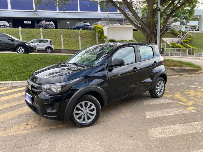 Fiat Mobi Like 1.0 Fire Flex 5P. 2024