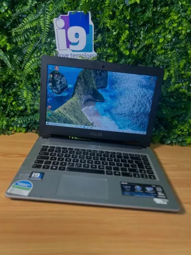 Notebook Asus S46CA  Processador: i5- 3317U  8GB  240GB SSD