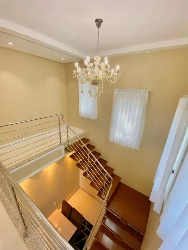 Vende-se chácara com casa de alto padrão próximo ao Parque do China em Domingos Martins