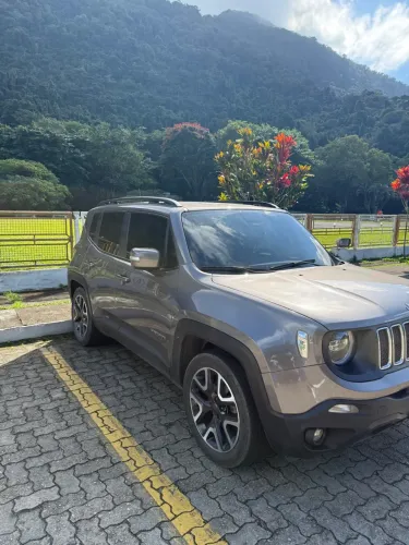 Vendo Jeep Renegade 1.8 longitude 