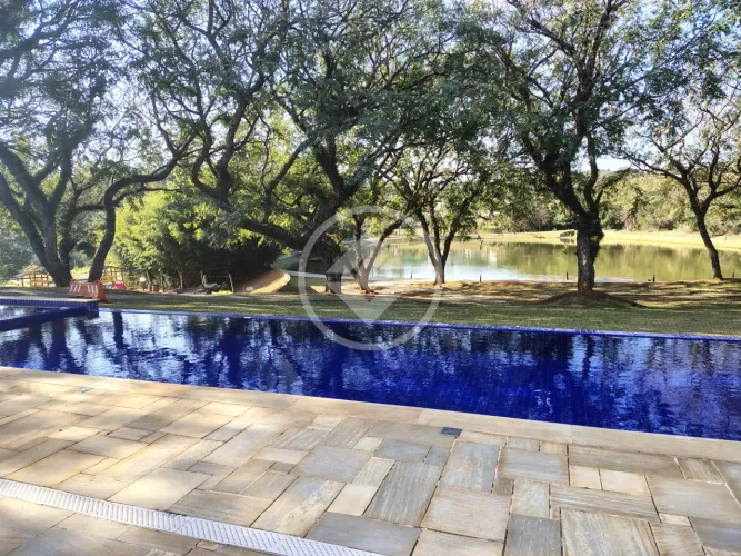 Terreno de alto Padrão a venda em Condomínio Fechado em Vinhedo SP codigo: 154213