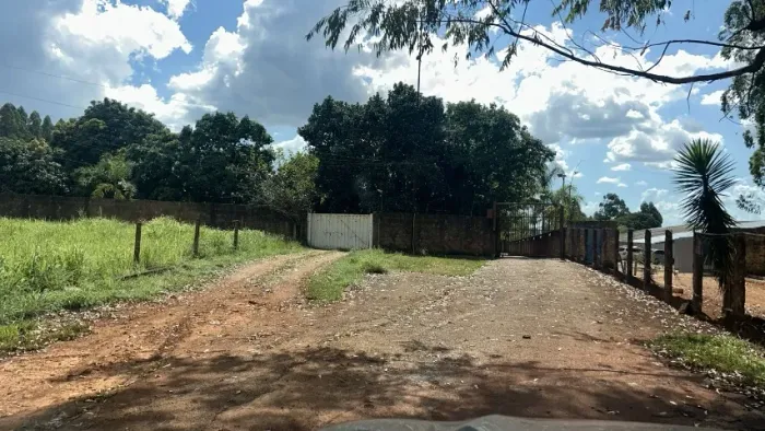Casa à venda na Incra 09  - Aceita proposta