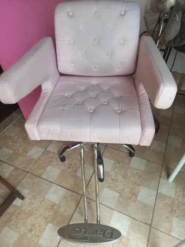 Cadeira de salão feminino
