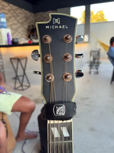 Violão Michael