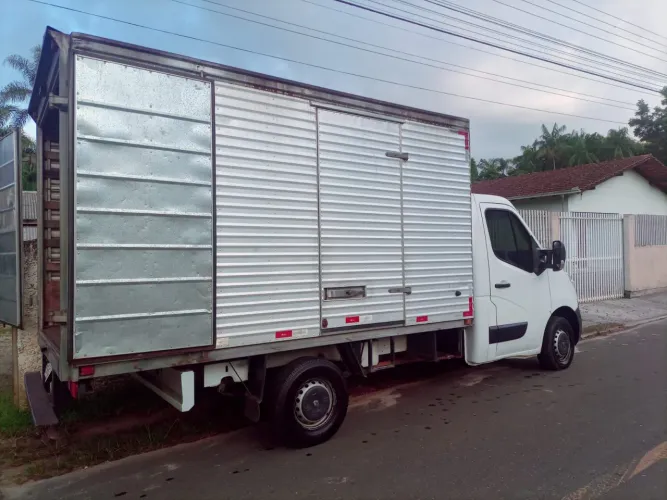 Mudanças e Fretes Itajai