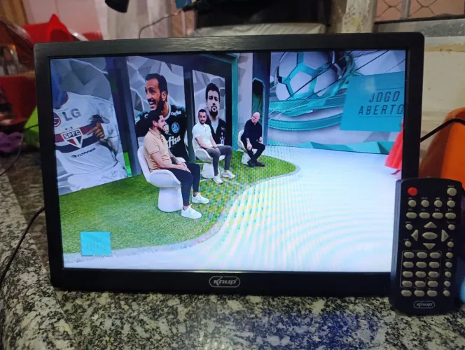 Televisão top, sinal digital, entrada HDMI, bateria interna carregou tirar da tomada