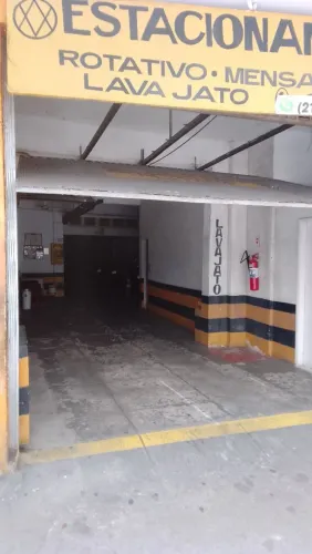 Vende se excelente espaço para negócios
