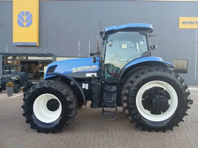 Trator New Holland T7.245