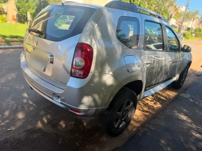 Renault Duster Dynamique 2.0 Hi-flex 16V Aut. 2014