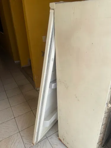 ? VENDO GELADEIRA CONSUL PARA RETIRADA DE PEÇAS OU REFORMA ?