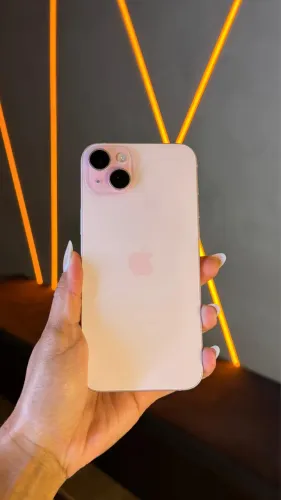 APARELHO TOP IPHONE 15 ROSA