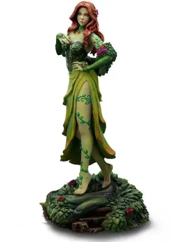 Hera venenosa iron studios action figure
