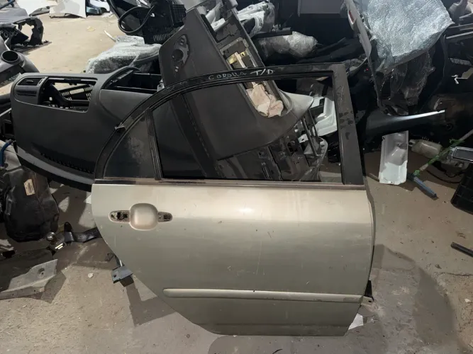 Porta Traseira Direita Corolla 2009/2014