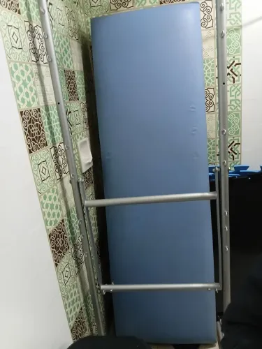 Vendo Mat Pilates estrutura de ferro com barra móvel