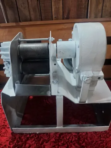 Vendo uma máquina de caldo de cana