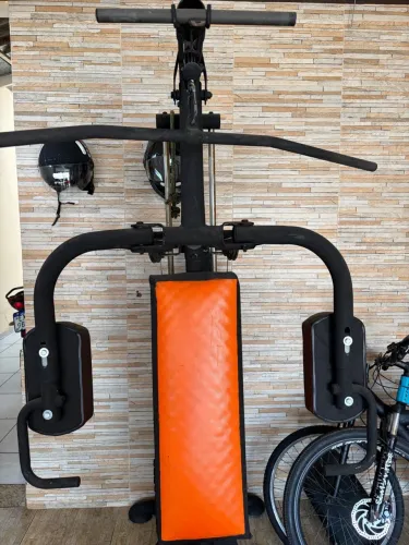 Home Gym - Bem Conservado (Orange & Black)