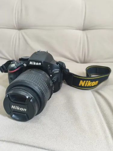 Câmera Nikon D5100 