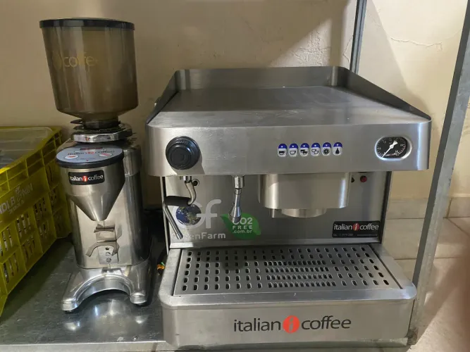 Máquina de café completa 