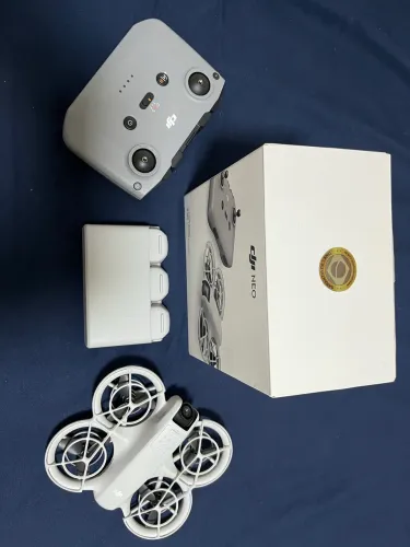 Drone Dji Neo Fly More Combo