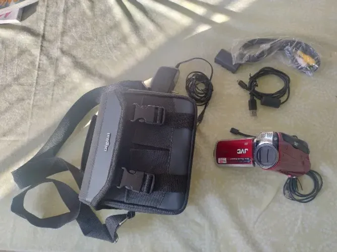 Câmera filmadora JVC portátil - GZ - MS120RU