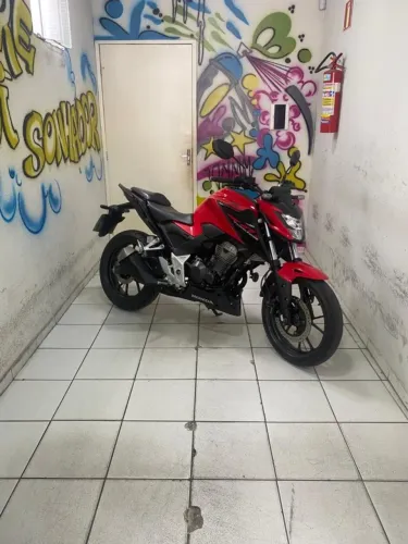 CB TWISTER 300F 2023/2024