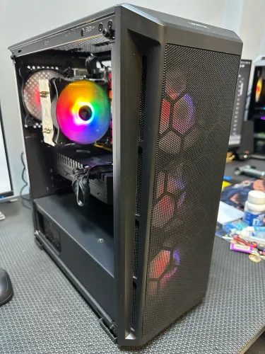 CPU Gamer Ryzen 5 5600 / 16GB / RX 5700XT / SSD