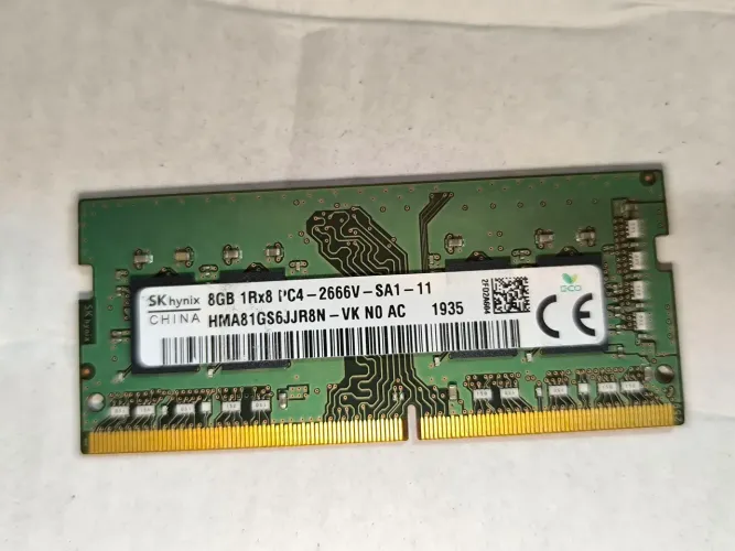 Memória RAM DDR4 8GB 2666Hz SK Hynix Para Notebook