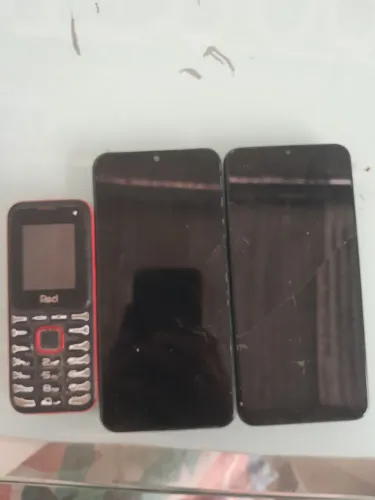 Estou vendendo para quem ajeita ,estão quebrados