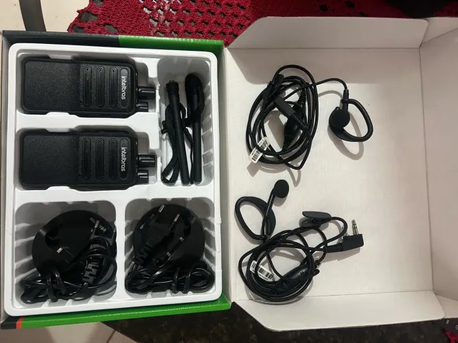 Kit Rádio comunicador Intelbras ?Barato pra sair logo?