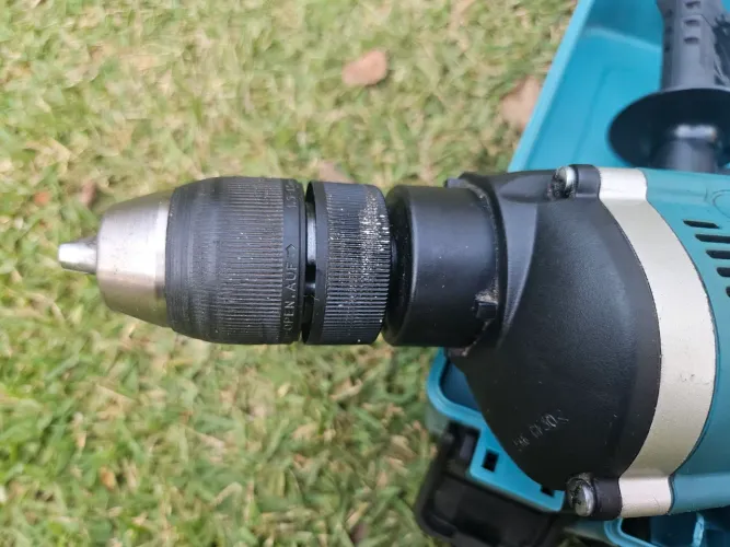 Furadeira Profissional Makita HP1631