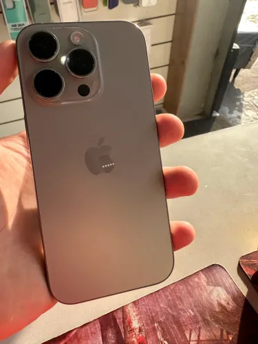 iPhone 16 pro 128gb