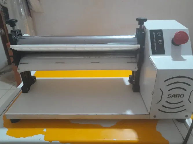 Cilindro prata com regulador de velocidade 400mm.bivot.saro