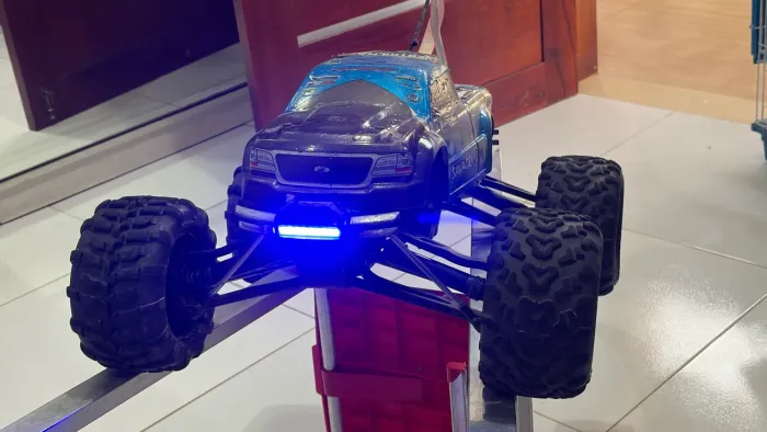 Automodelo revo 3.3