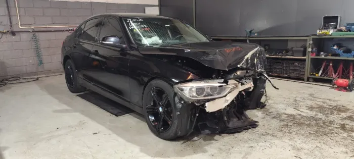 Bmw serie 3 f30 320 2015 para venda de peças 