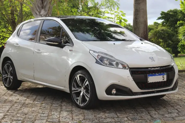 Peugeot 208 GT 1.6 THP Flex 16V 5P Mec. 2019