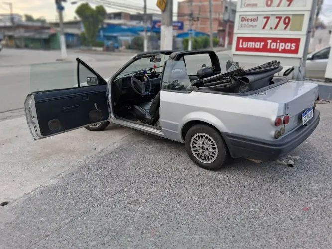 Ford Escort XR3 1.8 / 1.6 Conversível 1986