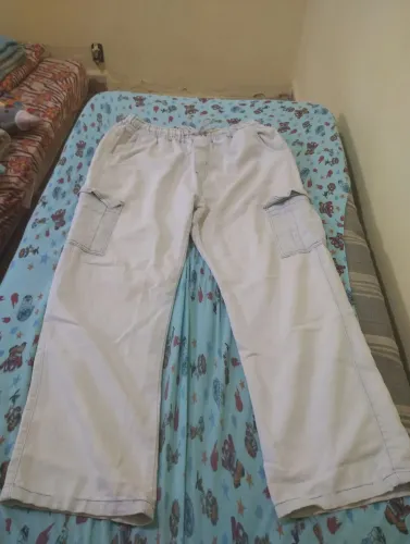 calça balão baggy, tamanho G, 50 reais