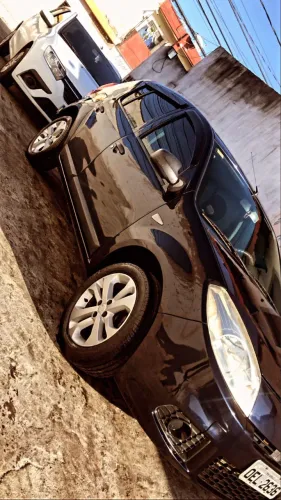 Renault Sandero Authentique Hi-flex 1.0 16V 5P 2012