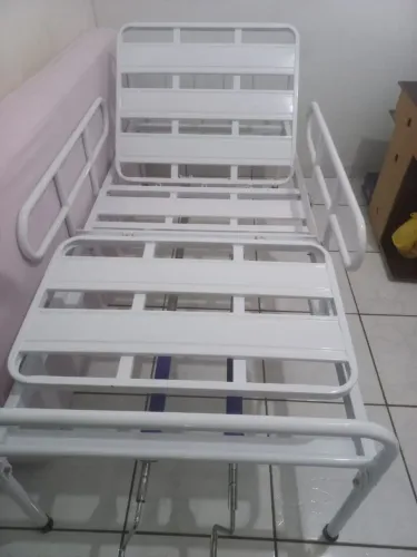 Cama Hospitalar Dellamed DX2 - Ótimo Estado  'Nova."