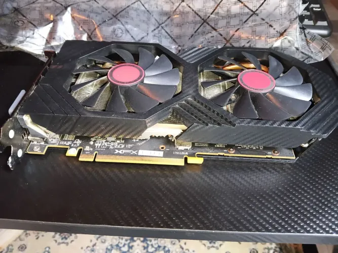 Placa de video GPU Xfx Gts Rx 580 8gb 256bits