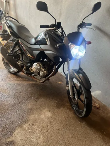 Moto Yamaha factor 150cc