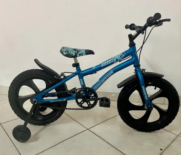 Menino de 04 a 08 anos - Aro 16