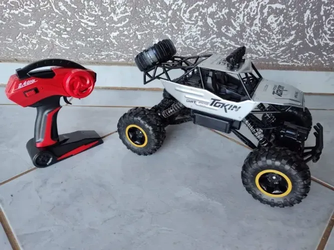 Carrinho de Controle Remoto 4x4 37Cm 2.4G Trx4 Prata