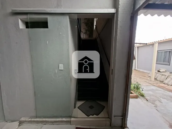 Sobrado para locação no bairro Jardim das Palmeiras