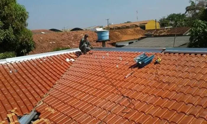 Horizonte calhas e serviços de obras em geral.