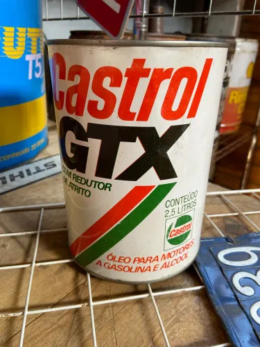 Lata de óleo antiga Castrol