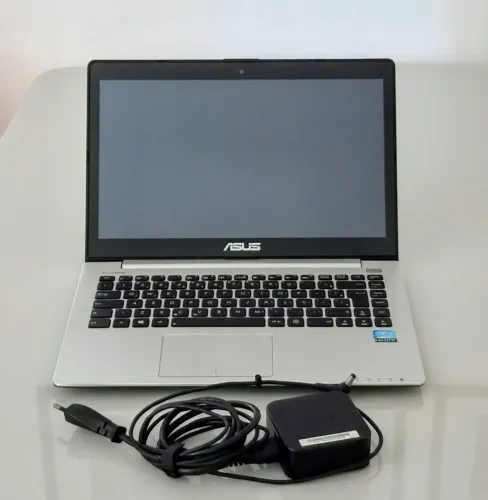 Notebook Asus S400CA Touchscreen para Peças + Carregador Original